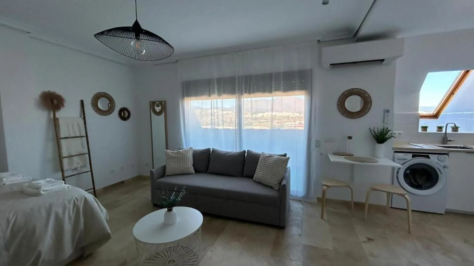 Estudio San Luis De Sabinillas